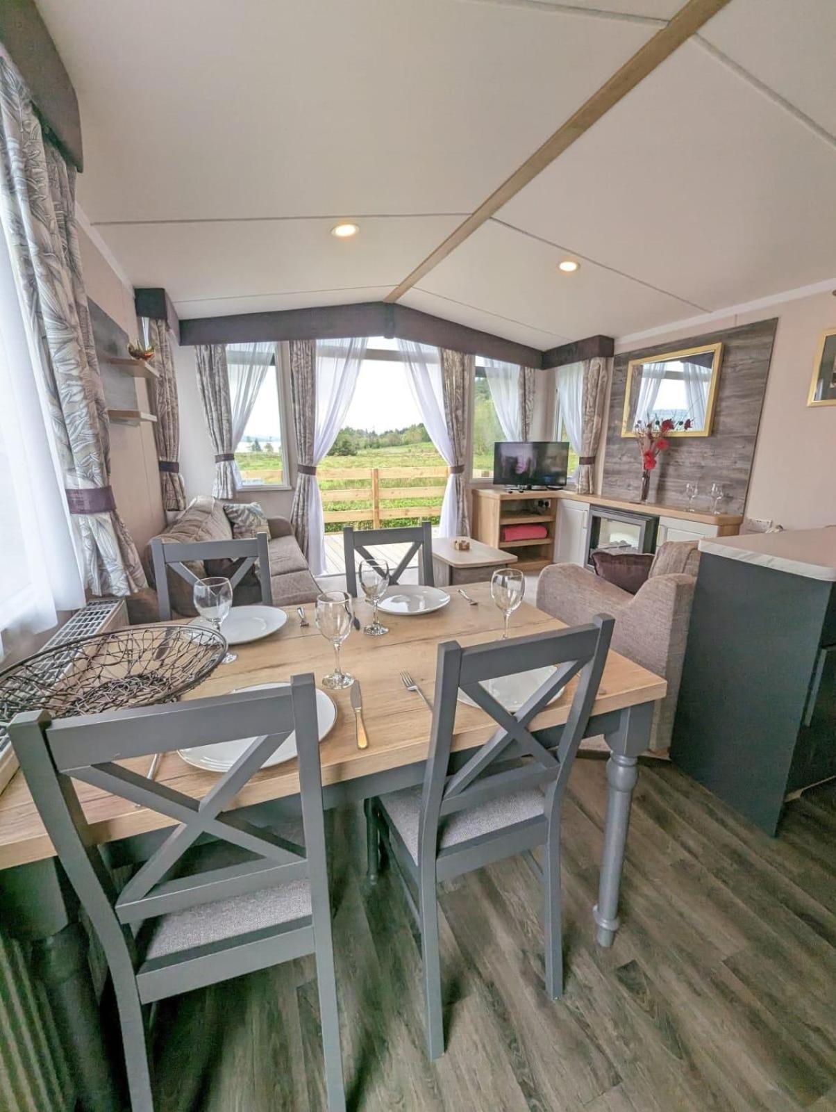 Swift Bordeaux Sea View No 3 Vila Dunoon Exterior foto